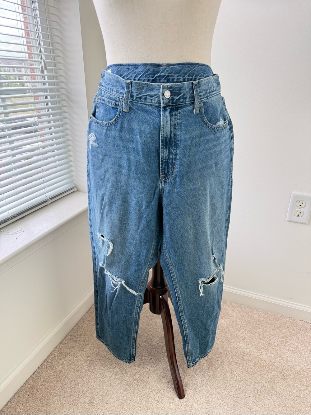 GAP Distressed Barrel Blue Denim Jeans